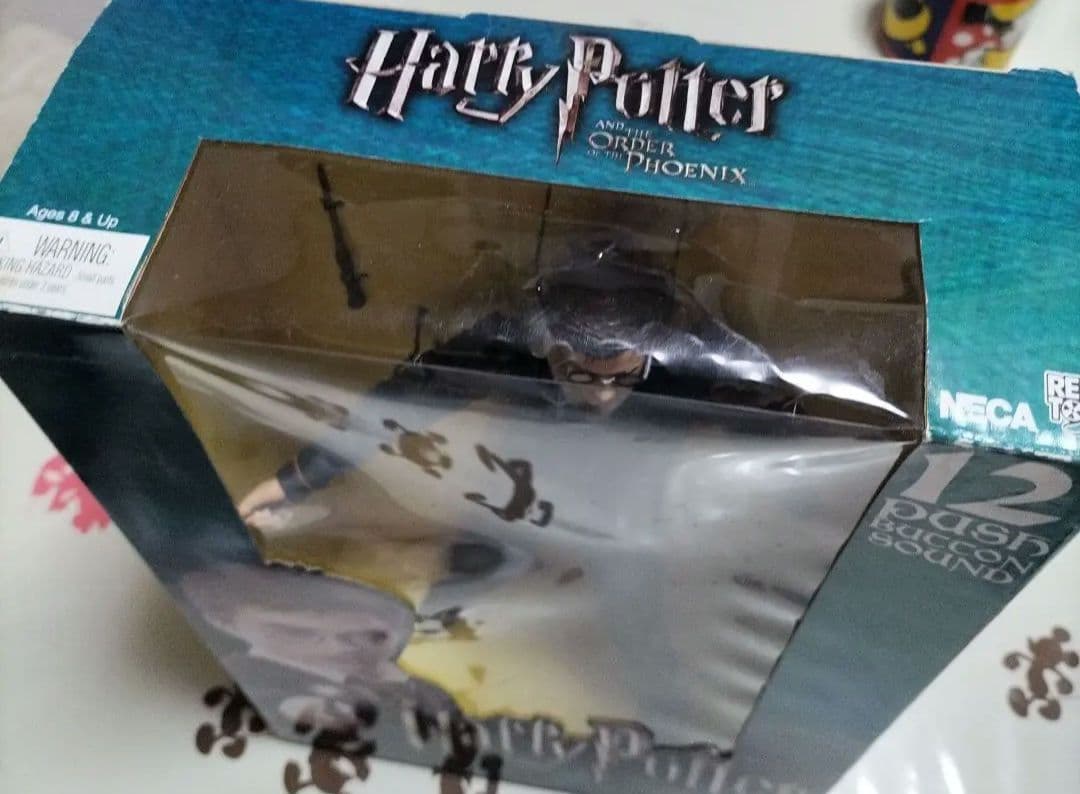 NECA社REELTOYS　ハリーポッターアクションフィギュア ハリーポッター