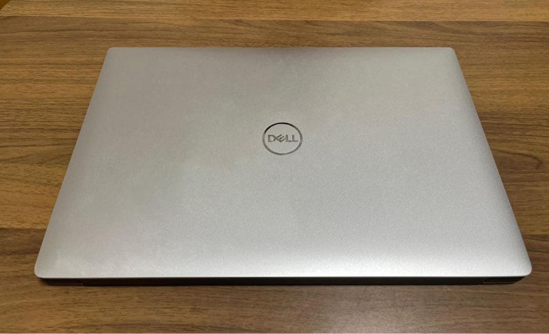 Dell XPS 15（2019）ジャンク品・部品取り用