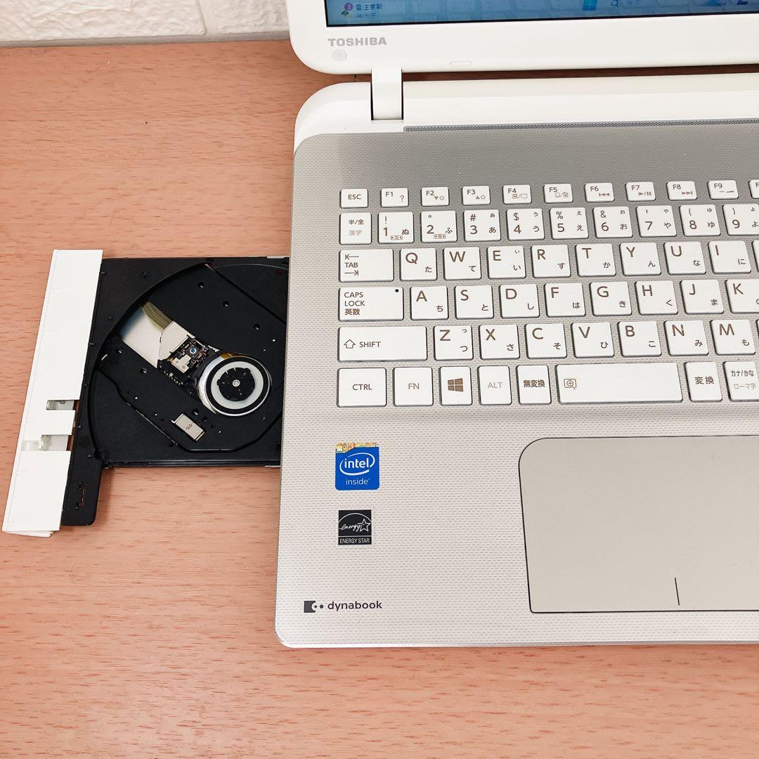 Windows11✨SSDで快適☘️Webカメラ付すぐ使えるノートパソコン