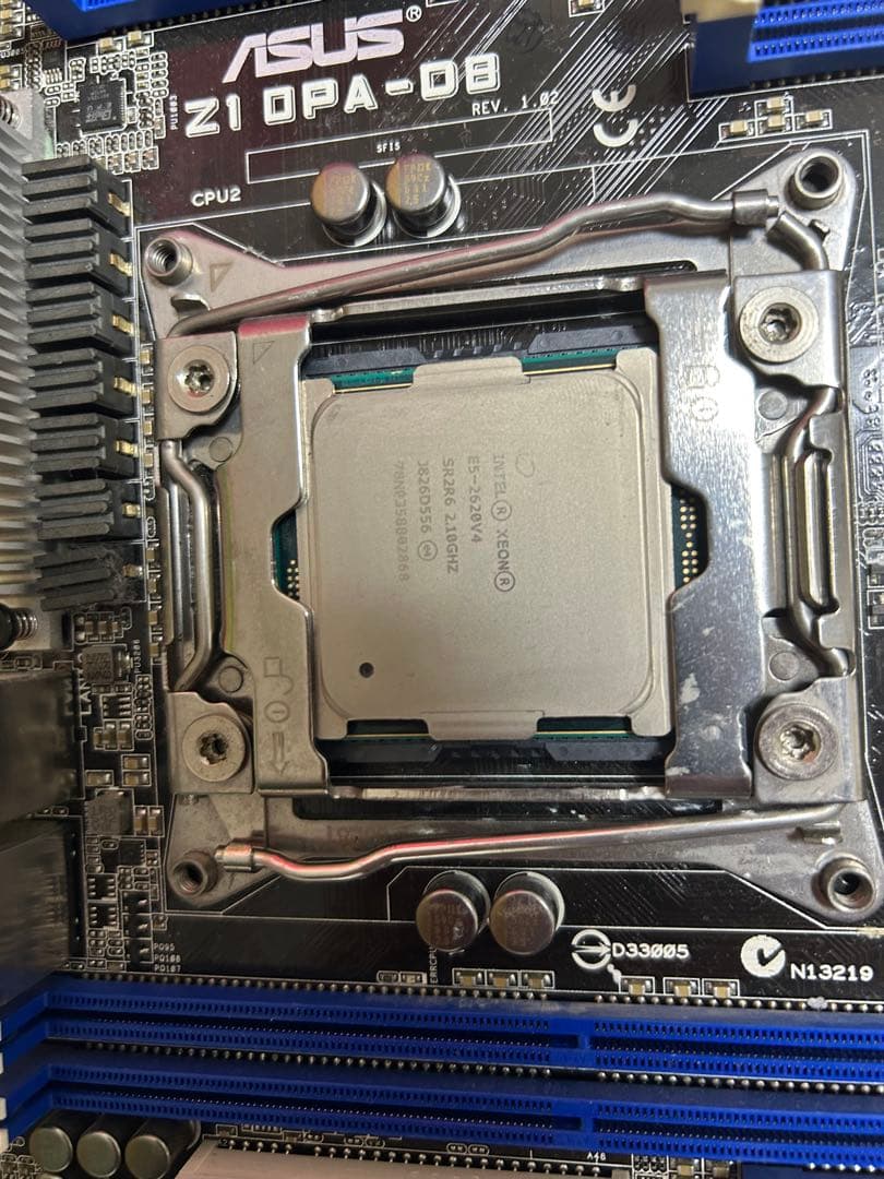 ASUS-Z10PA-D8 マザーボード 送料込み