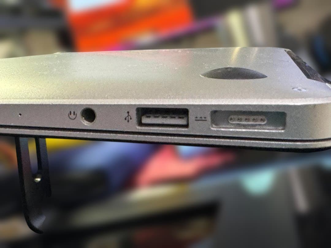 【値下げ】MacBook Air シルバー