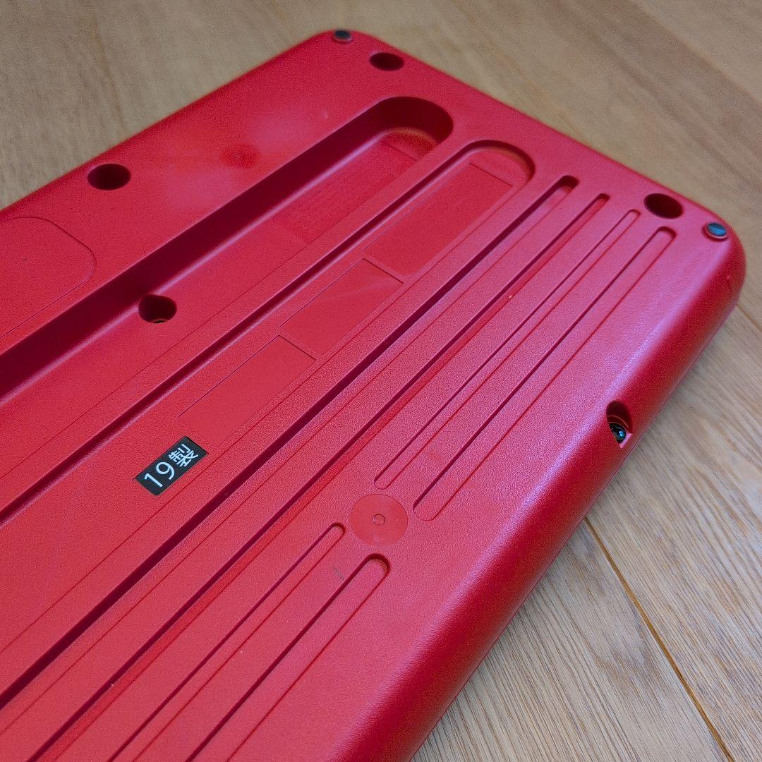 CASIO CT-S200 レッド ポータブルキーボード ※裏面電池カバー無し