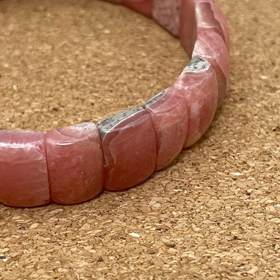 【愛と癒し】インカローズ バングル 約8×12㎜ 約17.5㎝　天然石　恋愛運