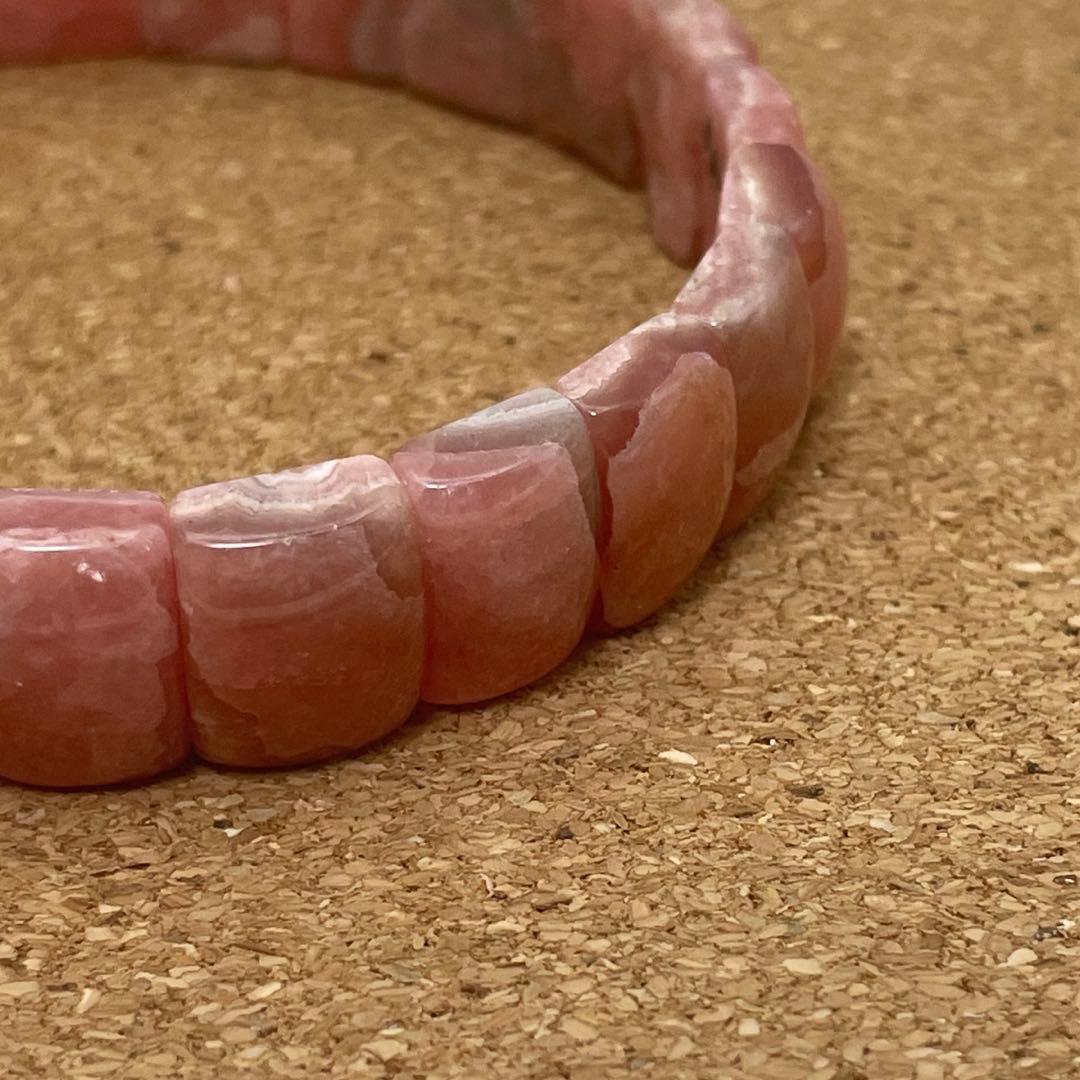 【愛と癒し】インカローズ バングル 約8×12㎜ 約17.5㎝　天然石　恋愛運