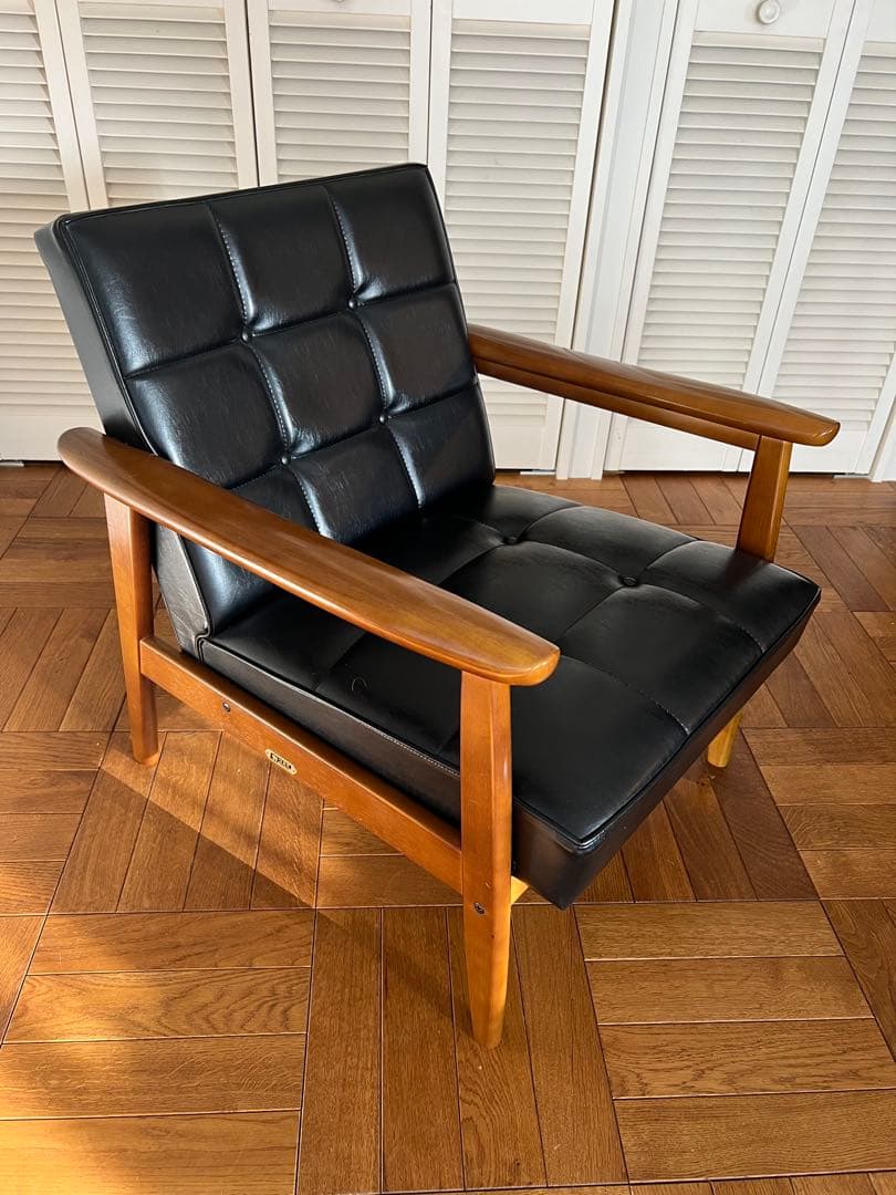 カリモクKチェア