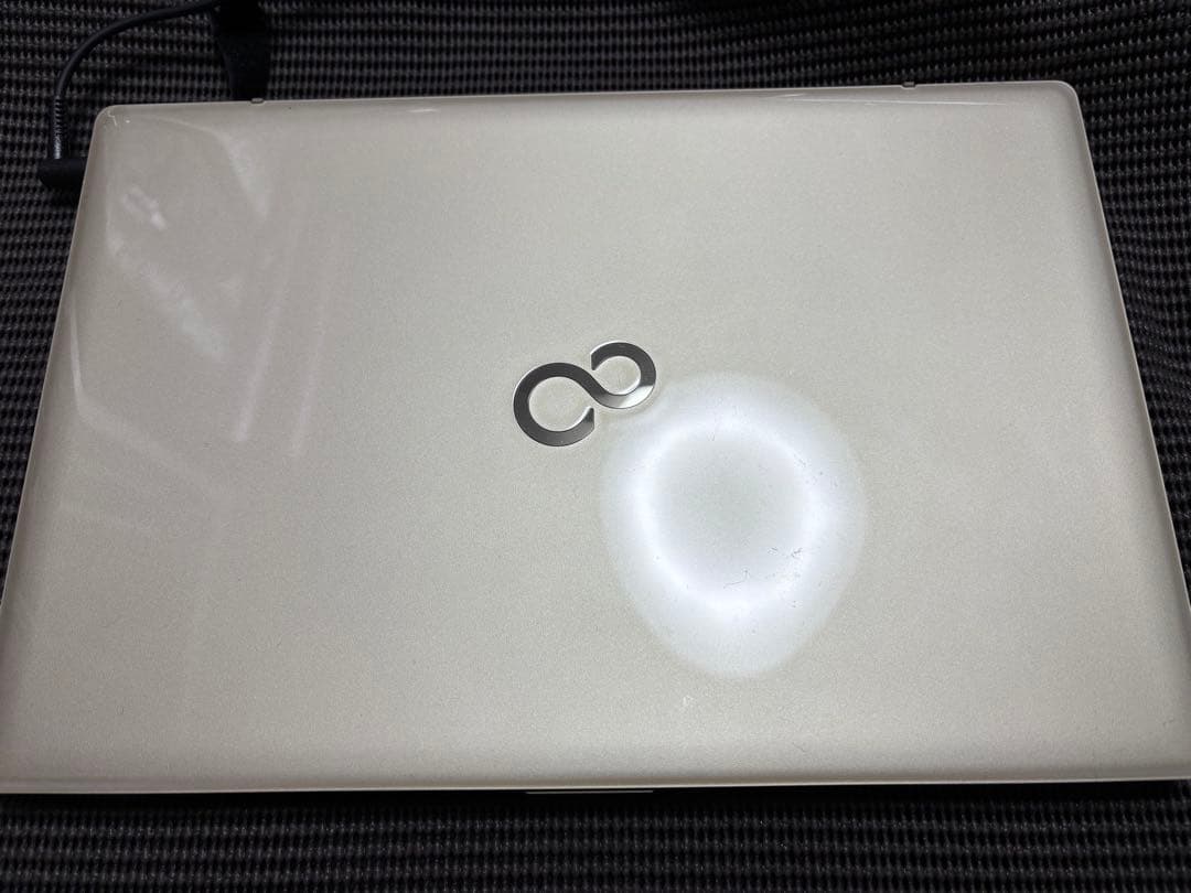 LIFEBOOK AH45/B3 使用200時間 i3-7120 256GB