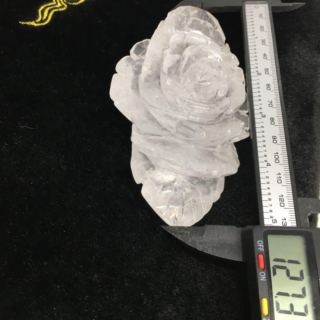 水晶✨バラの彫刻✨290ｇの水晶置物✨