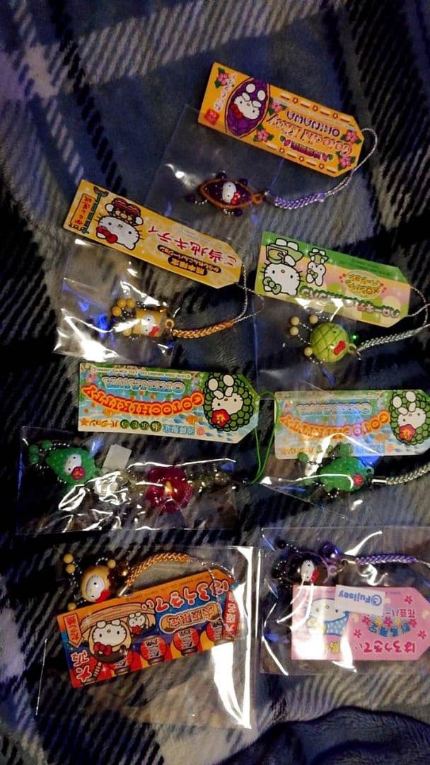m*a様 ご当地ハローキティ ストラップレアな肝も可愛いセット ７個