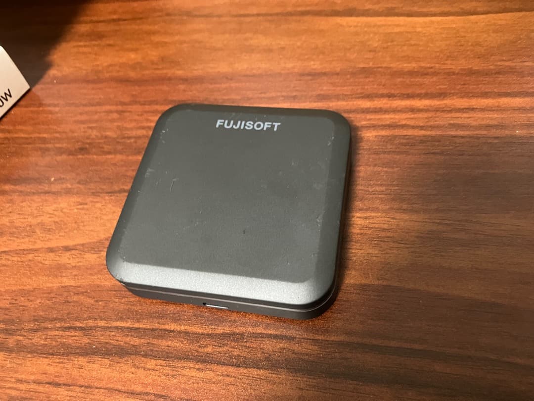 FUJISOFT FS040W モバイルルーター