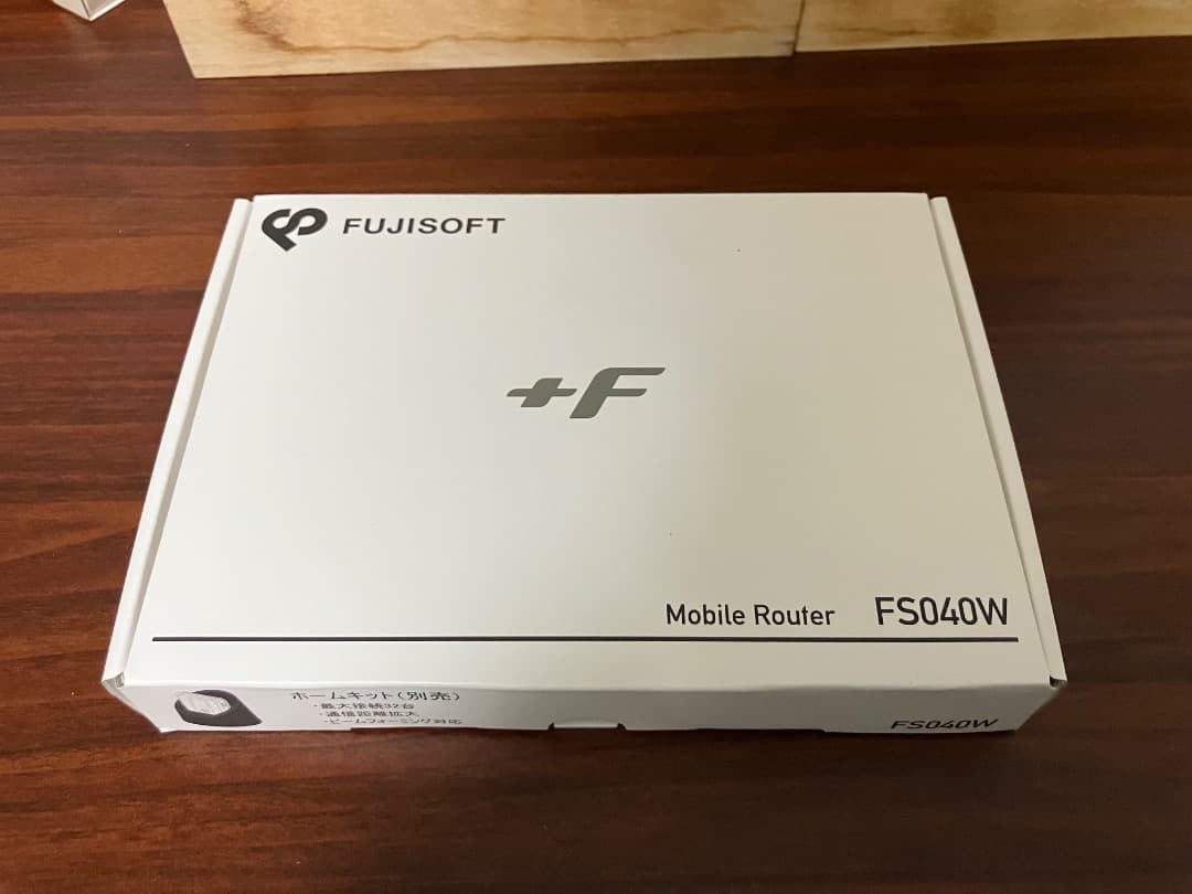 FUJISOFT FS040W モバイルルーター