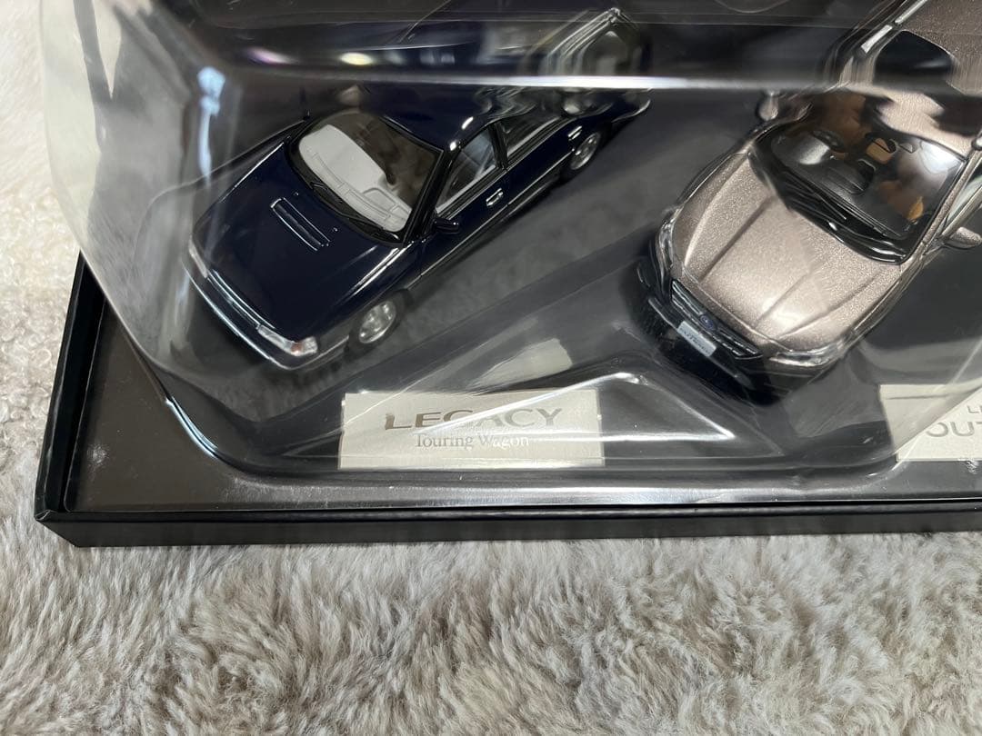 SUBARUレガシィ アウトバック 1/43スケールモデル 2台セットおまけ付き
