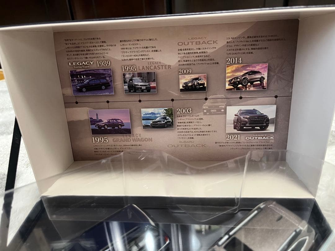 SUBARUレガシィ アウトバック 1/43スケールモデル 2台セットおまけ付き