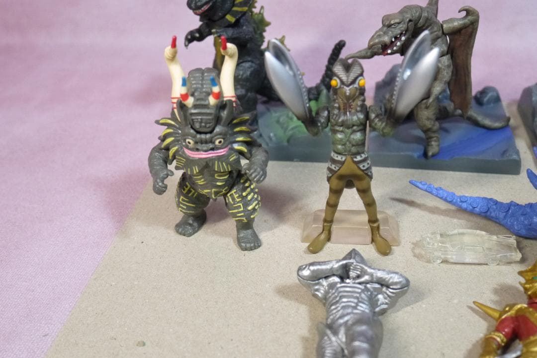 HG DG HG C.O.R.E ウルトラマン　ウルトラ怪獣　24体