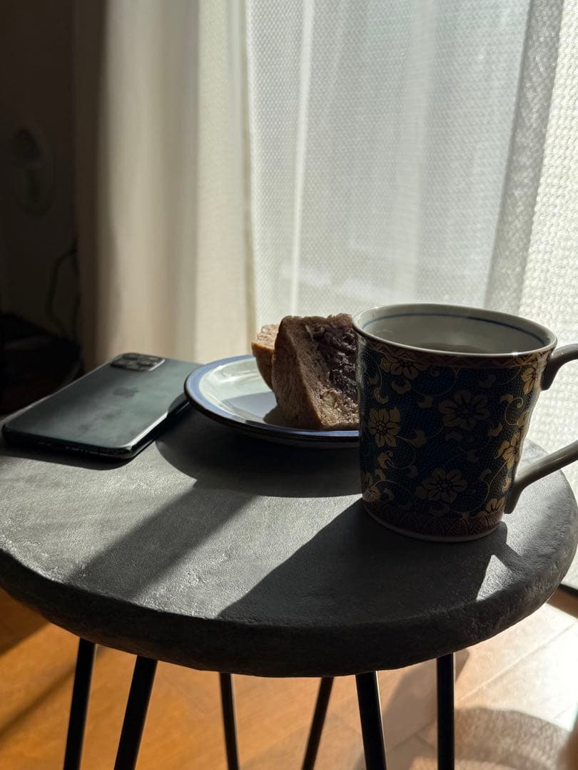 コーヒーテーブル　ミニ　サイドテーブル　ローテーブル　モルタル　コンクリカフェ風