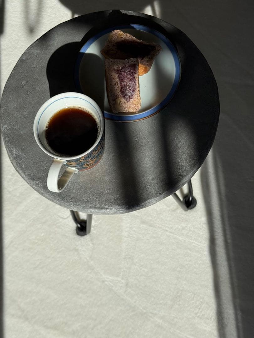 コーヒーテーブル　ミニ　サイドテーブル　ローテーブル　モルタル　コンクリカフェ風