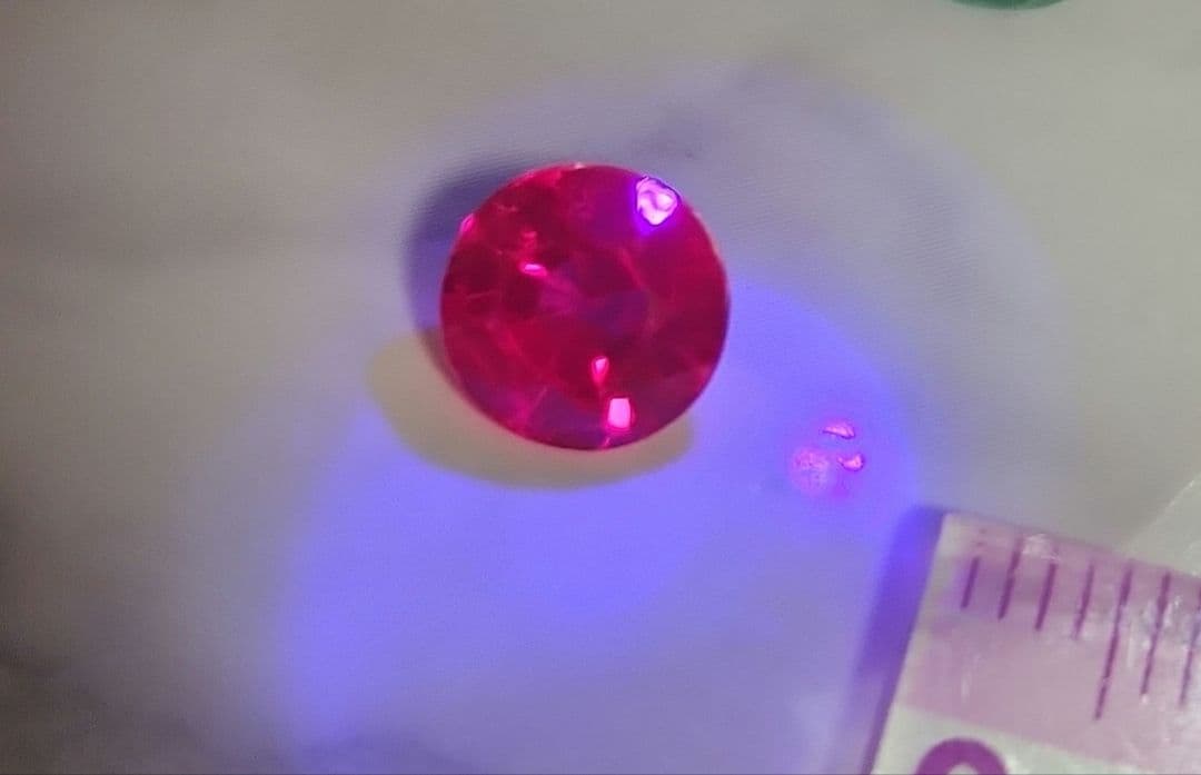 ルビールース 2.200ct