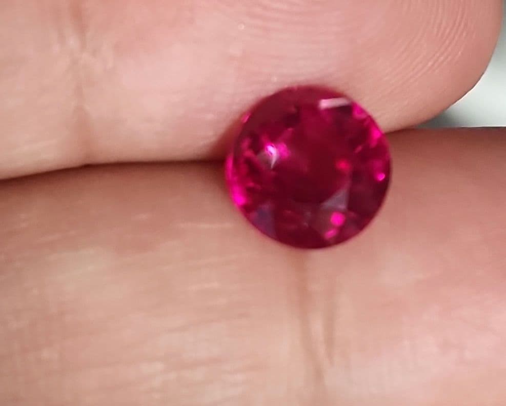 ルビールース 2.200ct