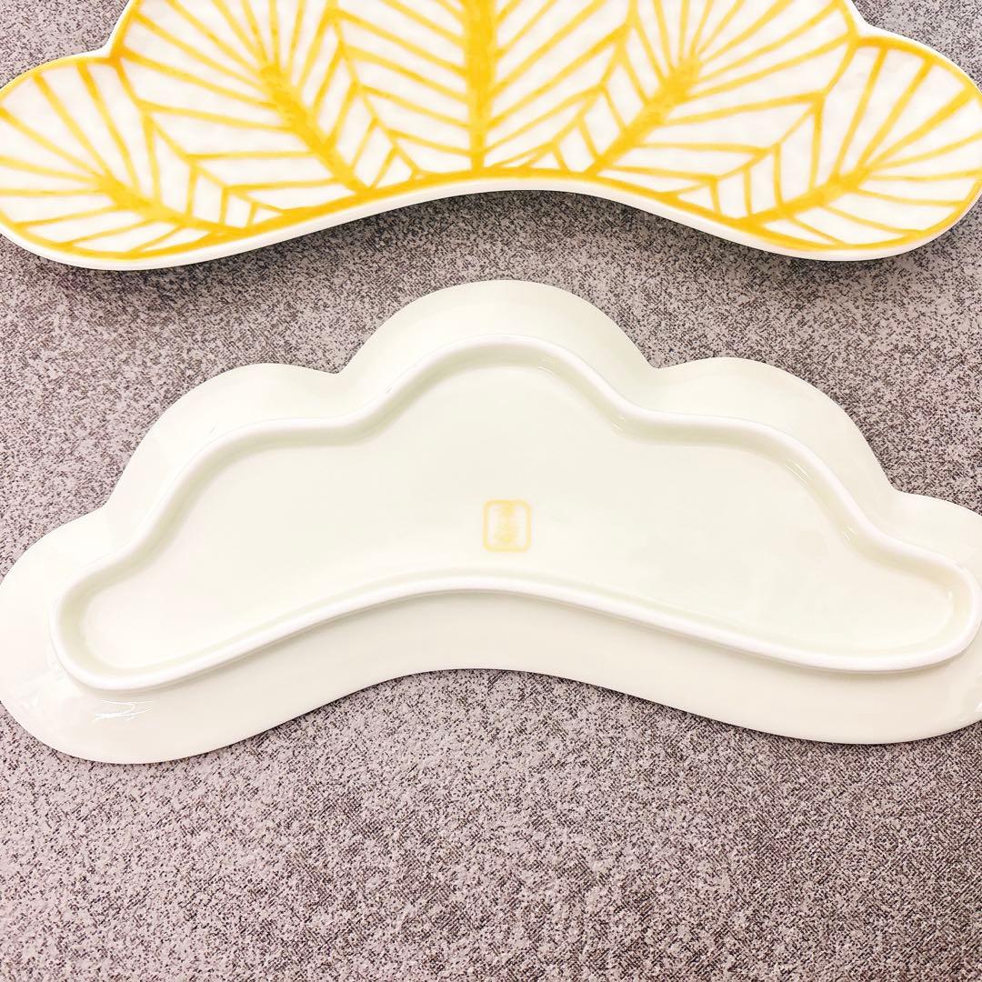 モモ様ご依頼品　有田焼　幸楽窯　錦金松葉形前菜皿　白金　化粧箱付2点セット