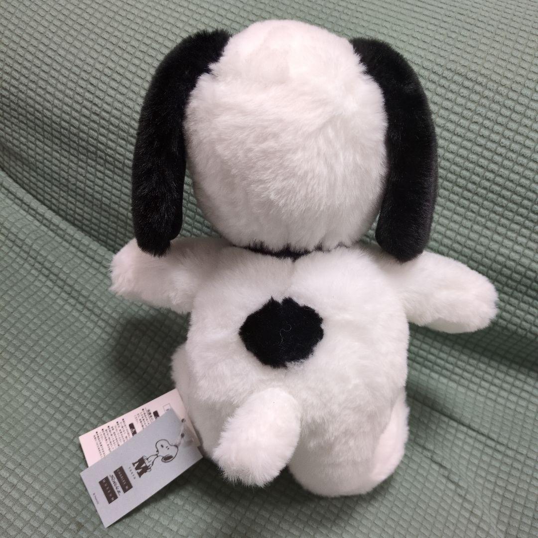 スヌーピーミュージアム　ぬいぐるみ　スタンダードSN　M　きせかえ　スヌーピー