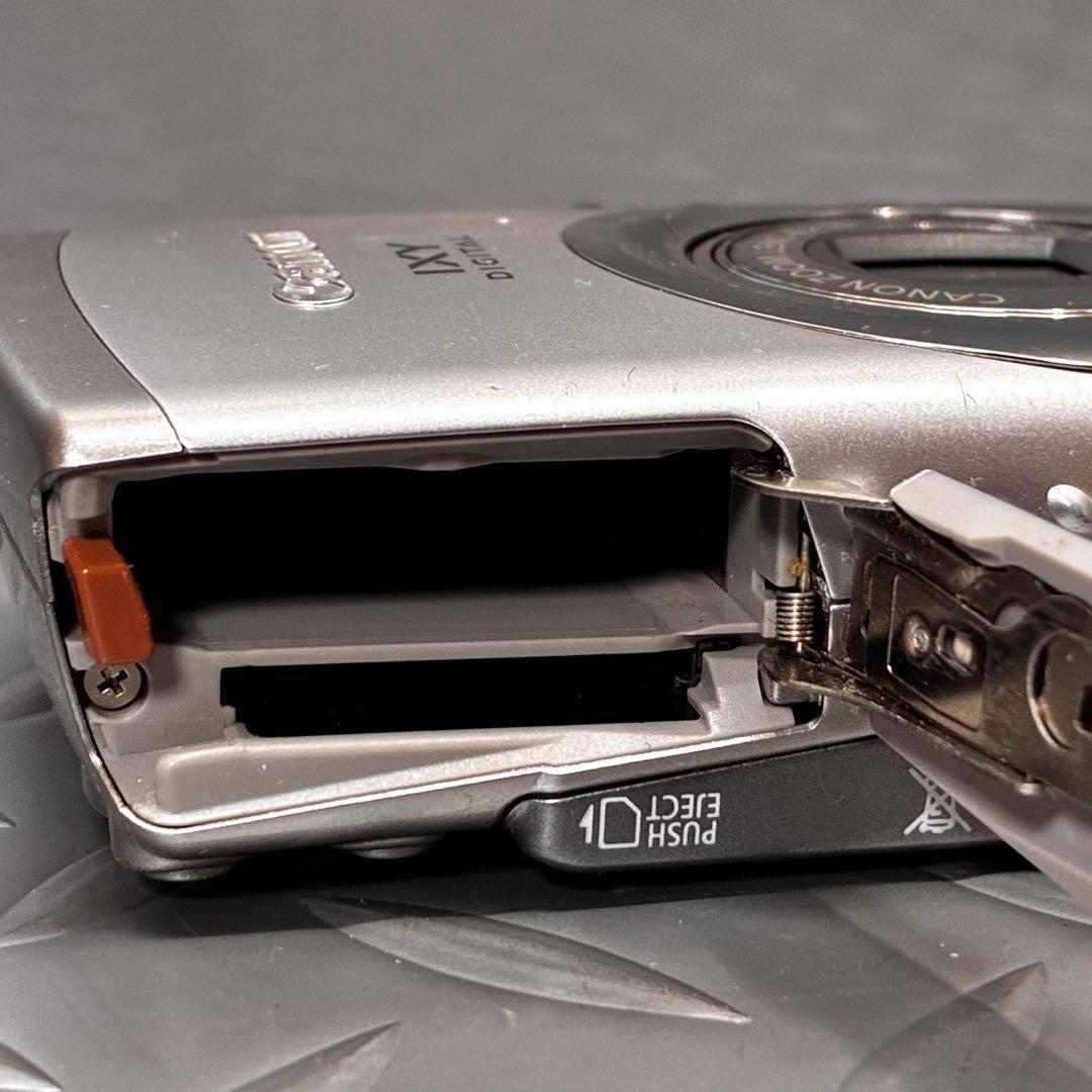 【美品】CANON IXY DIGITAL 810IS シルバー 付属品多数