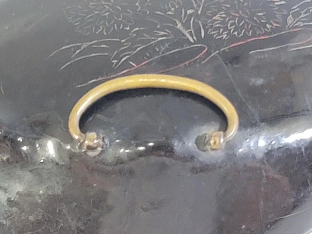 鮑 漆沈刻 花草紋 盃 提げ物 根付 時代物 DT611