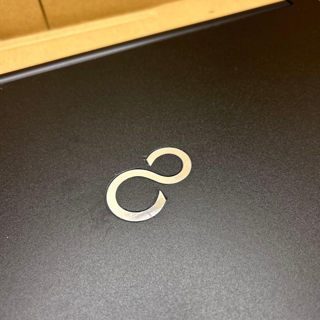 富士通 LIFEBOOK A577/S Office 16GB/512GB