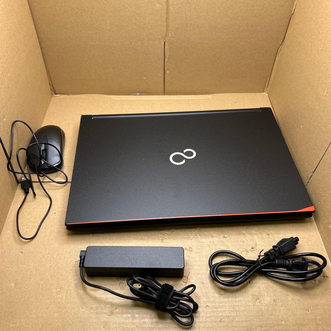 富士通 LIFEBOOK A577/S Office 16GB/512GB