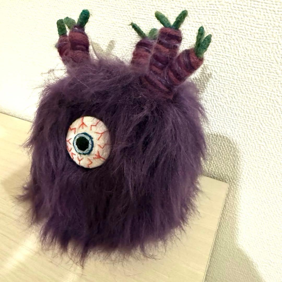 miamaua ミアマウモンスターズ　ファーグラキリス 　パープル