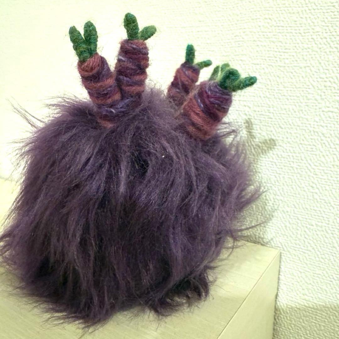 miamaua ミアマウモンスターズ　ファーグラキリス 　パープル