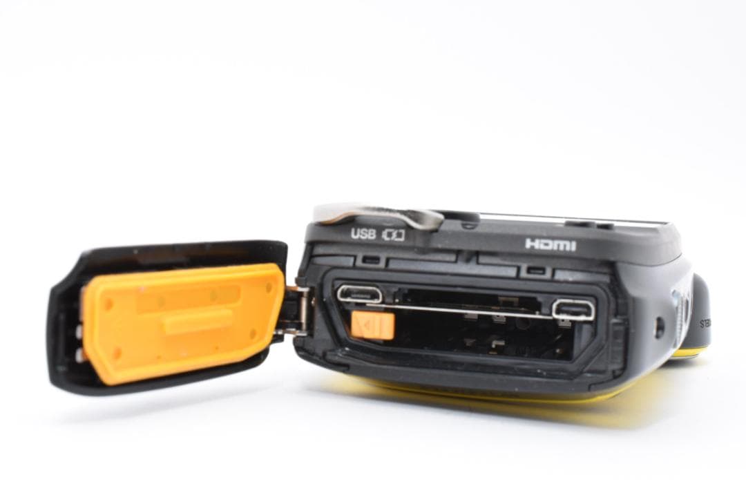 【美品 防水フィルム付】 FUJIFILM FinePix XP140