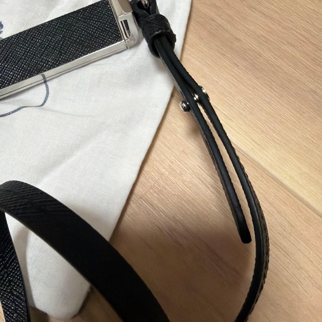 PRADA サフィアーノスマホショルダーストラップ