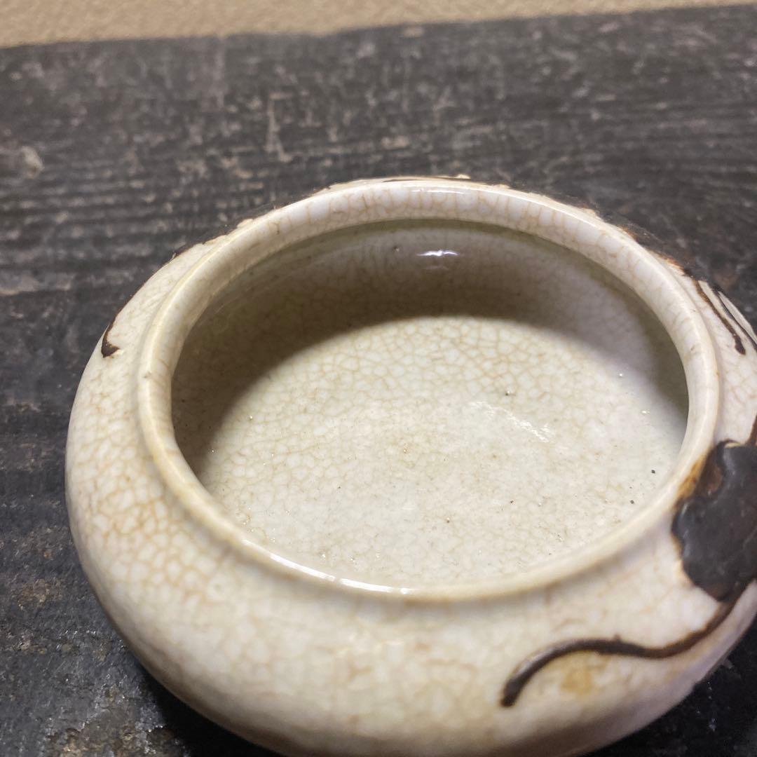 専用　中国美術　古玩　草花文白磁水滴（桐箱付）