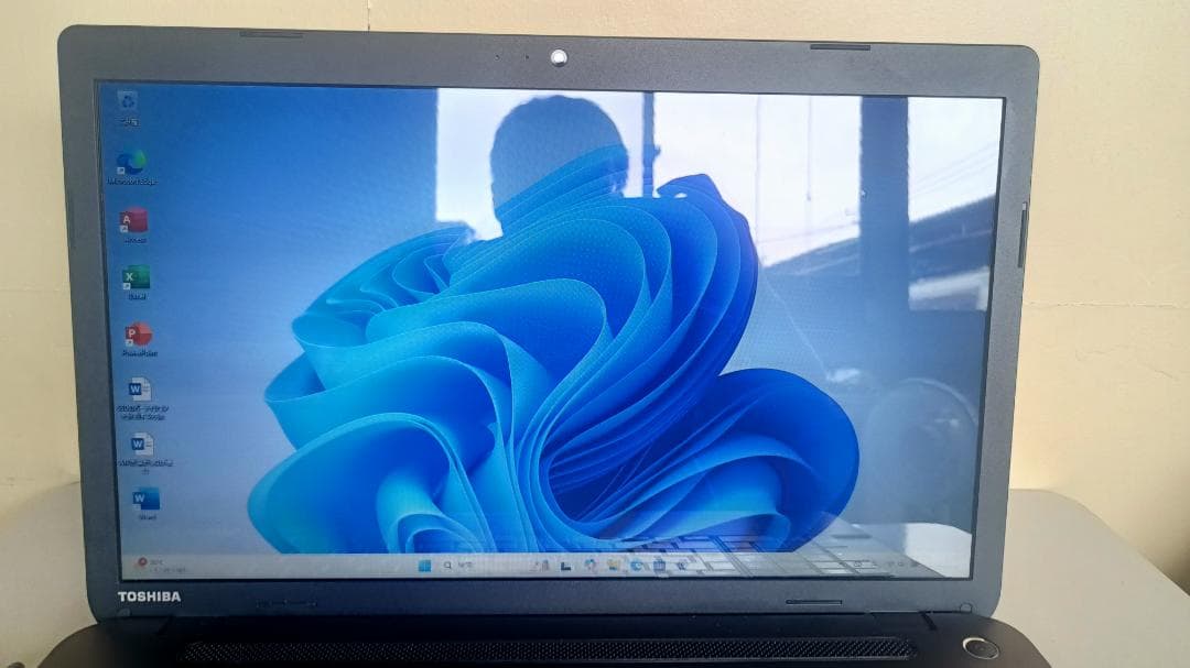 ノートパソコンdynabook第四世代Core i5 SSD128Gメモリ8G