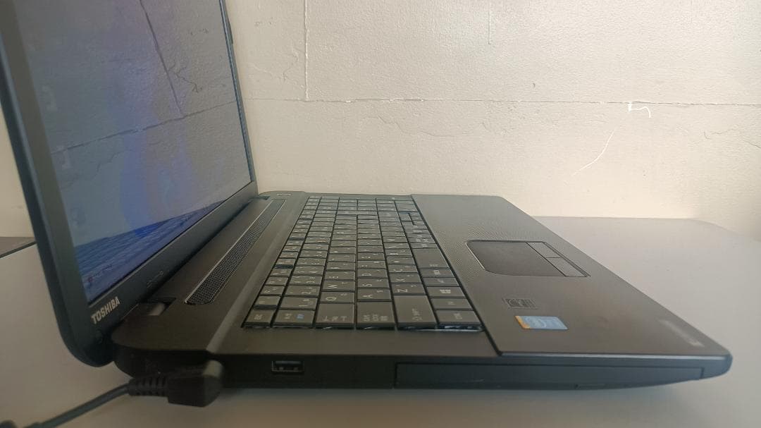 ノートパソコンdynabook第四世代Core i5 SSD128Gメモリ8G