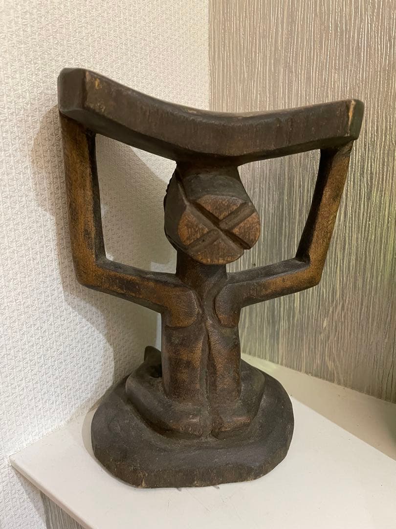 アフリカンアート 木製彫刻 枕