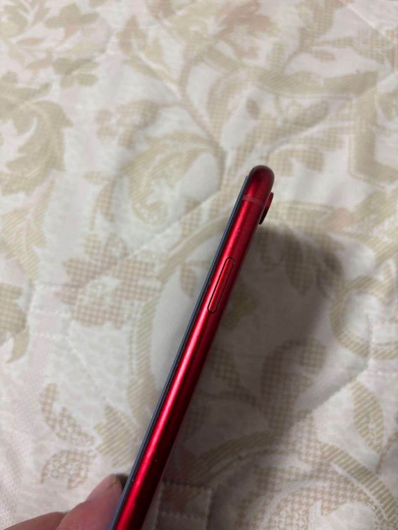 Apple iPhone XR (赤) 64GB docomo