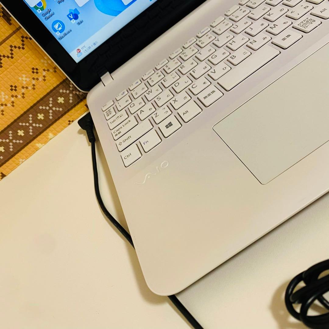 Y944 SonyVaioノートパソコンSSDメモリ8G高速 Windows11