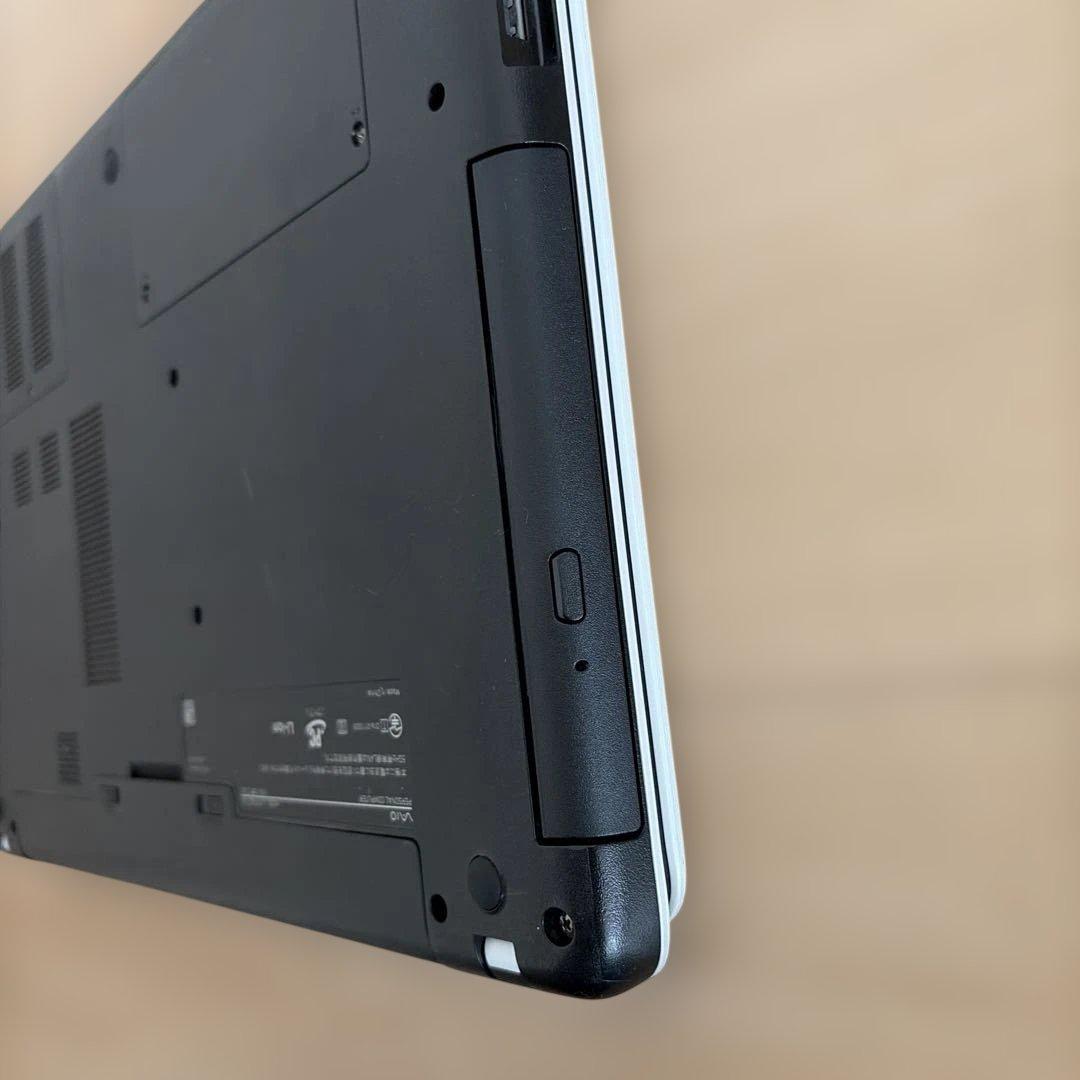 Windowsノート本体 VAIO (Win11 SSD224GB i3) VJF156C11N