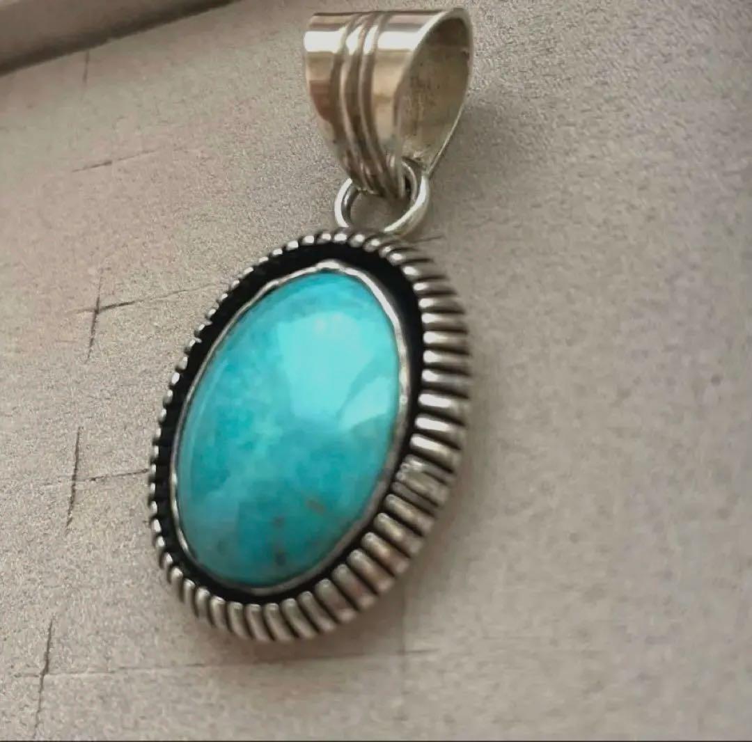 【本物】turquoise stone ネックレスチャーム　silver925