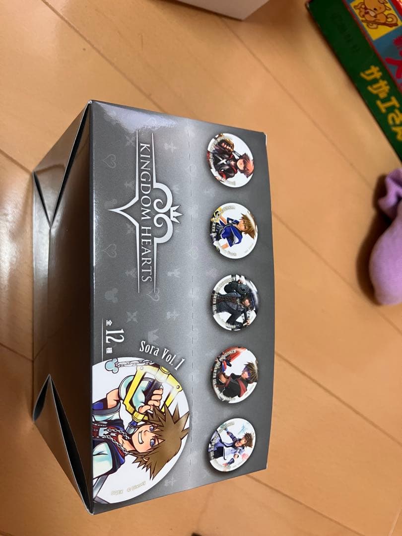 【新品・未開封】キングダムハーツピンバッジコレクション〈Sora〉全12種セット