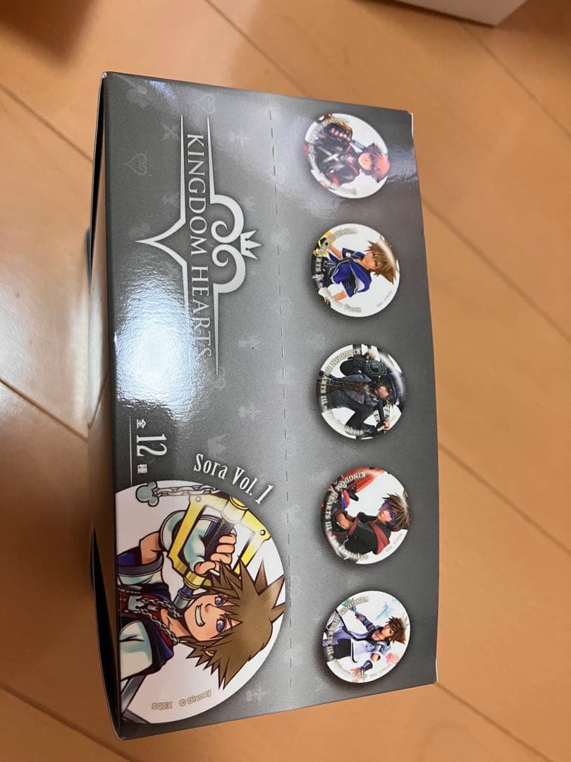 【新品・未開封】キングダムハーツピンバッジコレクション〈Sora〉全12種セット