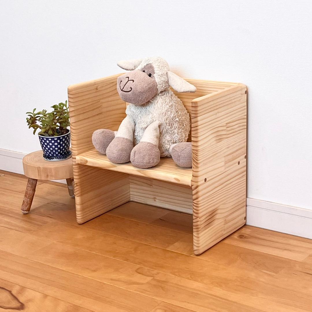 【すべての角が丸い】プレゼント 木製子供椅子　パイン材　変化椅子　キッズチェア