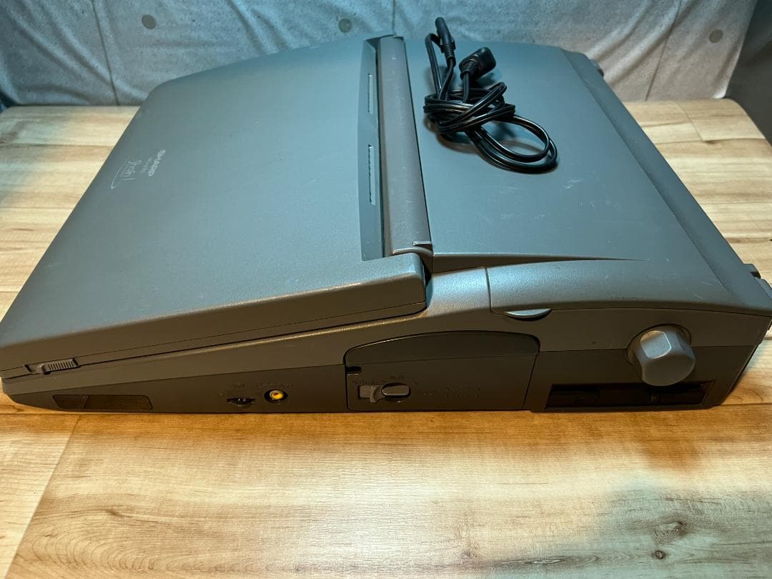 S*i様 SHARP WD-M900 書院 ワープロ カラー液晶画面 ワードプロ