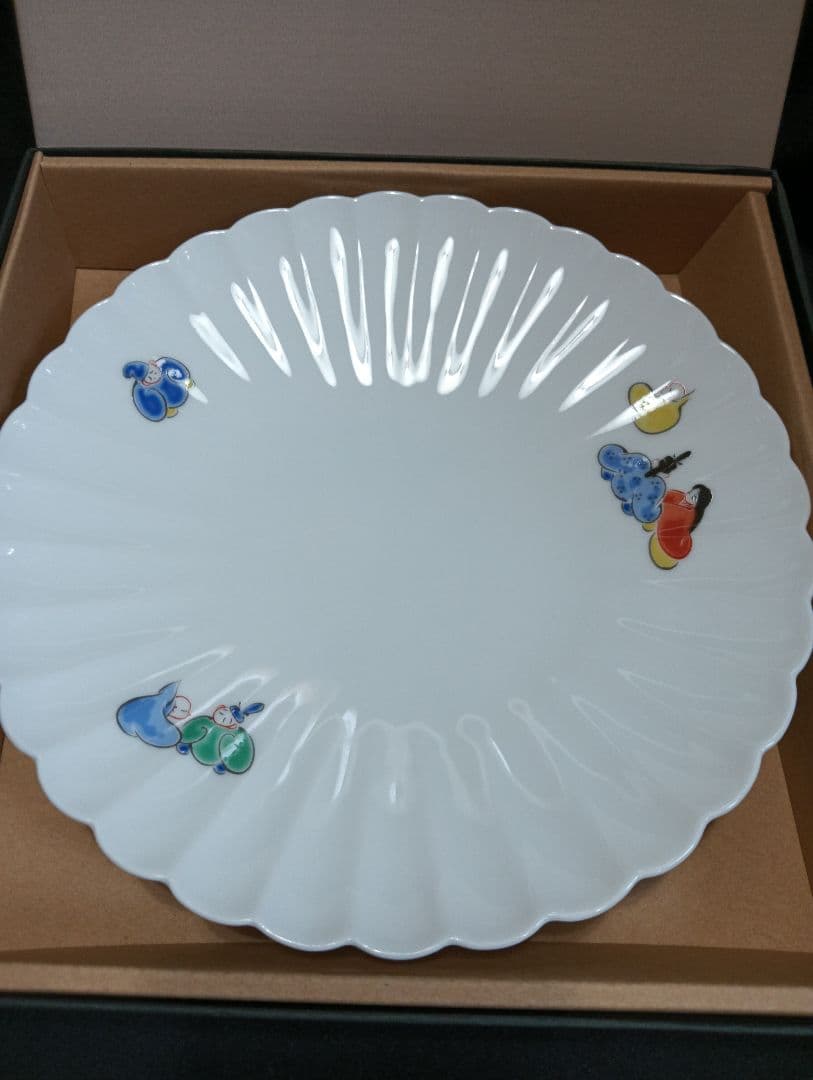 深川製磁　六歌仙　菊割盛皿　1枚　 大皿　21センチ　未使用美品　有田焼