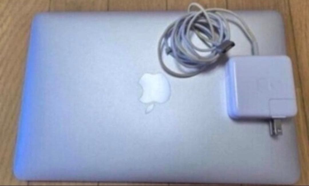 MacBook Air 11インチ 2013 Sequoia15.7.4 搭載