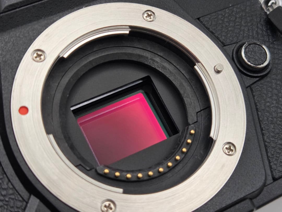 OLYMPUS OM-D E-M5 MARK iii ボディブラック