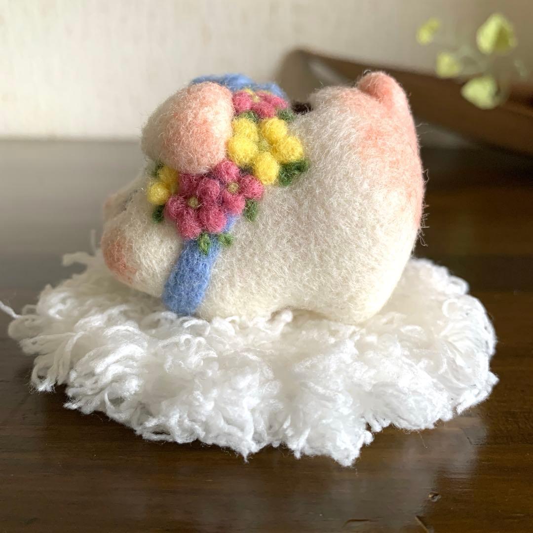 ぷ*子様 羊毛フェルト　ぶた貯金箱