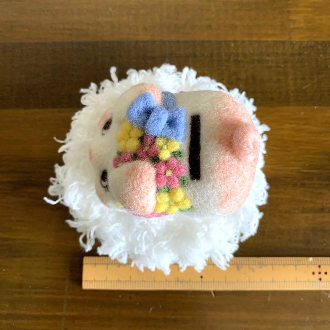 ぷ*子様 羊毛フェルト　ぶた貯金箱
