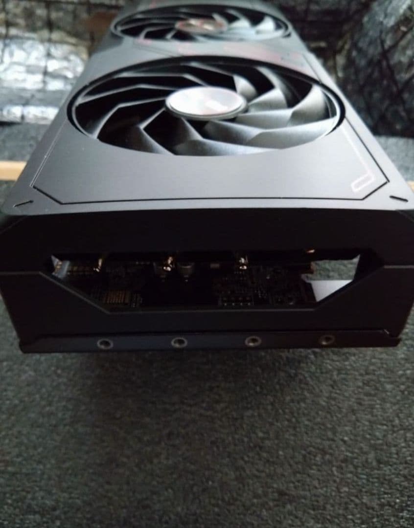 グラフィックボード・グラボ・ビデオカード Sapphire Pulse RX 7800 XT 16GB