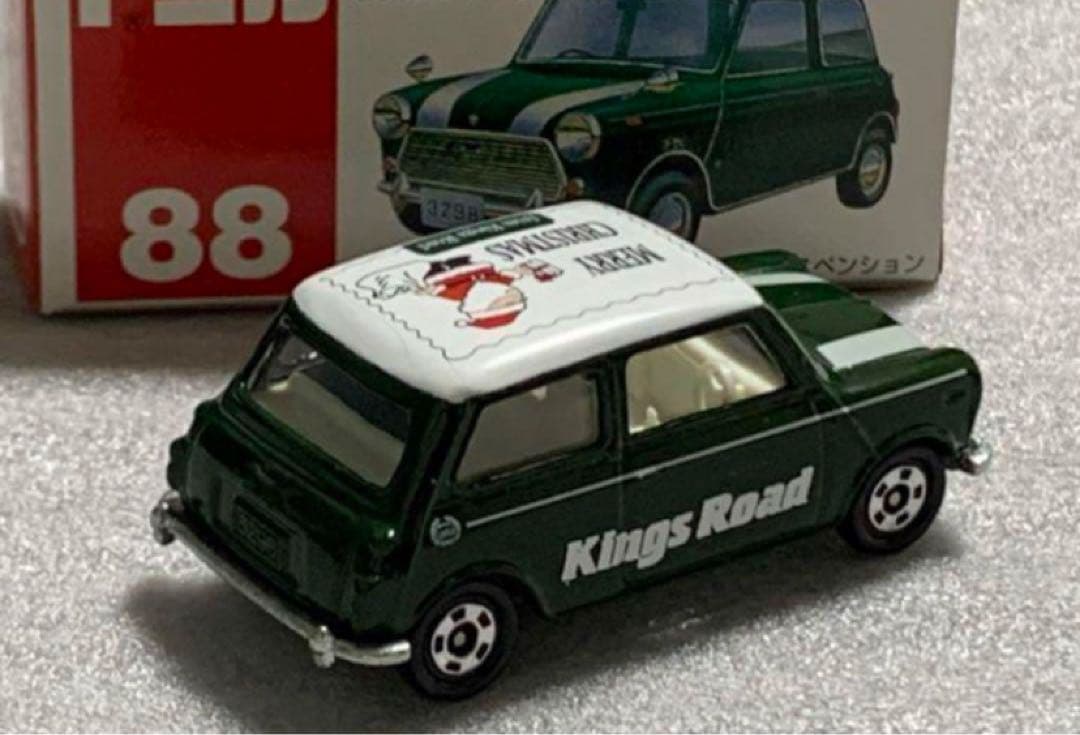 トミカ  ミニクーパー キングスロード クリスマス仕様